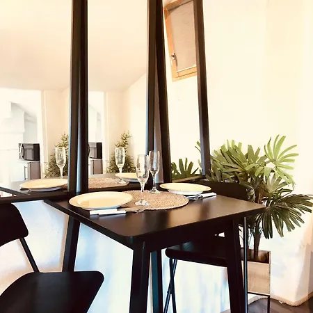 Casa Soleya - Arenes De - Au Coeur De La Cite Romaine Appartement *
