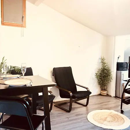 Casa Soleya - Arenes De - Au Coeur De La Cite Romaine Appartement *
