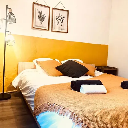 Casa Soleya - Arenes De - Au Coeur De La Cite Romaine Apartment